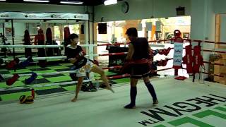 preview picture of video 'Muay Thai good for MMA Mixed Martial Arts Singapore'