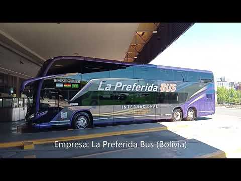Ómnibus Scania en terminal de Buenos Aires (Argentina) con destino Santa Cruz de la Sierra (Bolivia)