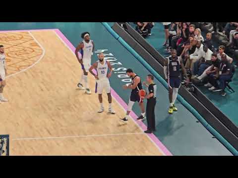 Steph Curry secures the gold medal for Team USA