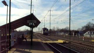 preview picture of video 'Amtrak AEM-7 #906 Northbound at Bristol, PA'