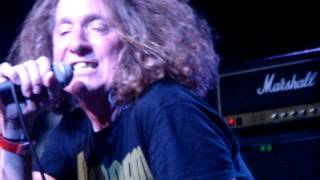 Saint Vitus- Hallow&#39;s Victim @ St Vitus Bar, Brooklyn, Oct 7, 2016