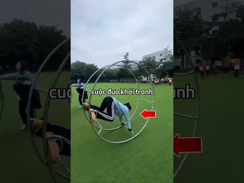 Cô gái hoàn thành cuộc đua mà không mất chút sức nào 😂