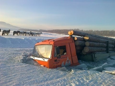 Грузовые машины по бездорожью