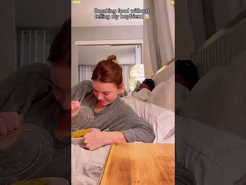 Hiding food from my husband🤣🤪😛😆#fyp #funny #food #usa #foryou#couple #prank #funnytiktok#funnyvideos