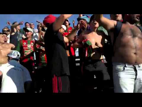 "La banda del camion copando capurro" Barra: La Banda del Camion &bull; Club: Rampla Juniors