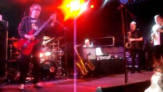 Bill Wyman & The Rhythm Kings Barcelona Bikini 3 Jun 2010 5/9 (Johnny B. Goode)