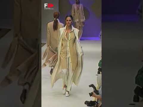 Vintage in Pills MILA SCHON Spring 1994 - Fashion Channel #shorts