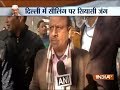 Delhi sealing issue: BJP MP Manoj Tiwari stages dharna outside Kejriwal
