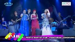 Download lagu BANGBUNG HIDEUNG BUNGSU, RITA, NINING - RITA TILA GROUP LIVE PJR CIREBON mp3 Download lagu BANGBUNG HIDEUNG BUNGSU, RITA, NINING - RITA TILA GROUP LIVE PJR CIREBON mp3
