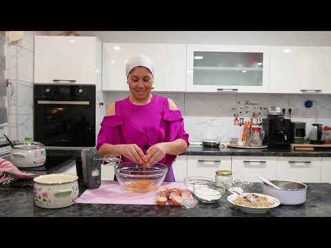 TOPLJENIK – starinski sočni kolač sa orasima