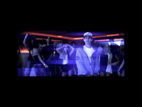 Royal Kombo - Shake that booty