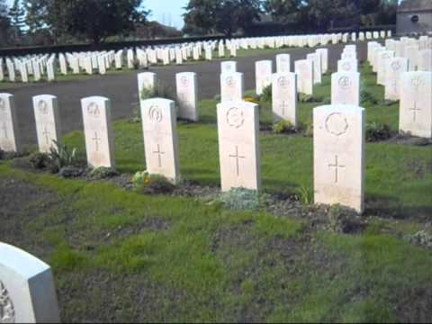 MINTURNO WAR CEMETERY THE SILENCE