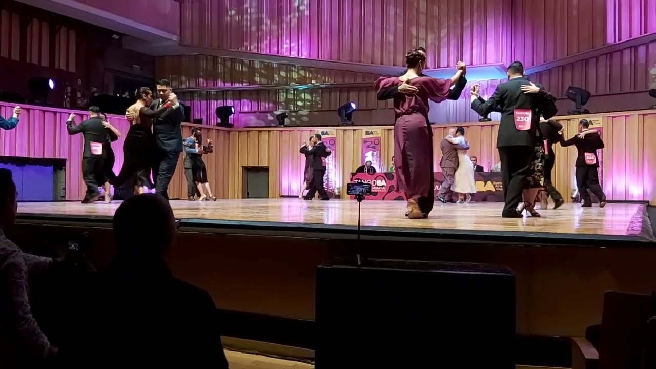 Clasificatorias Dia 1 - Ronda 16 Mundial de Tango 2.023 "Bajo el cono azul" De Angelis/Ruiz🎵