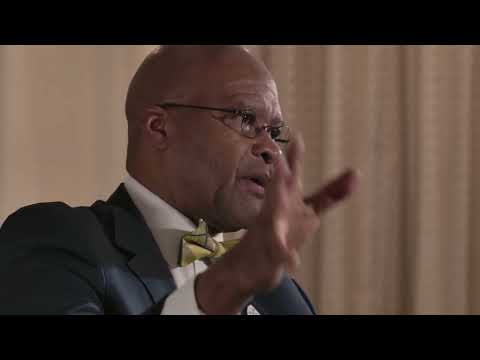 A Guide to Shooting Professional Video Interviews and Candid Photography at Events