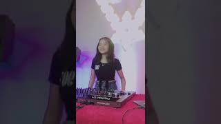 Download lagu STORY WA DJ CEWEK CANTIK VIRAL mp3