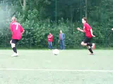 SG Holzheim U17 5:1 gegen gladbach gewonnen^^