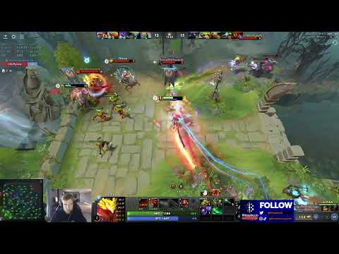 Cr1t goes in for the big Phoenix plays