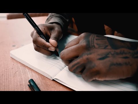 Deevisions 🎥 and 2 more