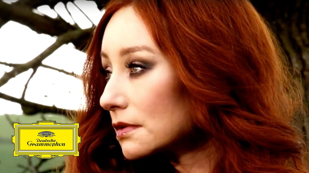 Tori Amos — Carry