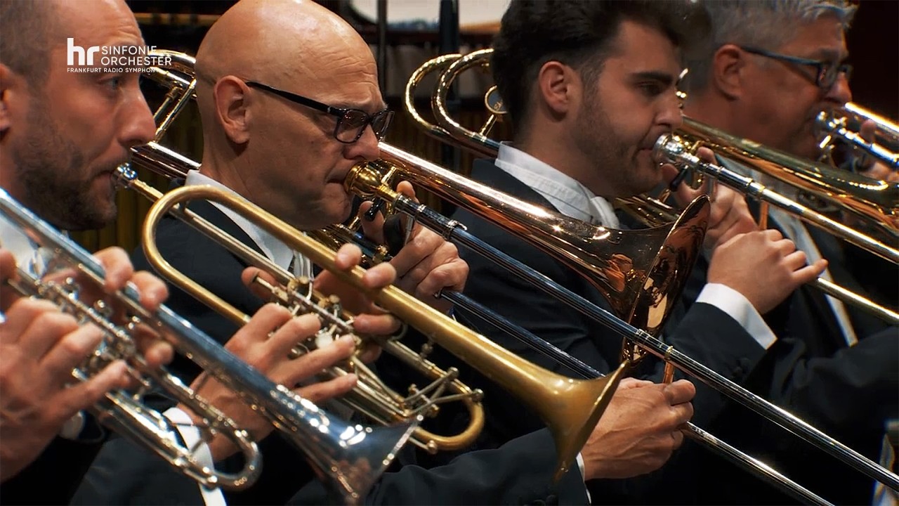 Strawinsky: Symphonies d’instruments à vent ∙ hr-Sinfonieorchester ∙ Alain Altinoglu