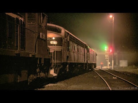 Broad Gauge QUBE Grain Train In Fog (includes B74, T395 & T364) - PoathTV