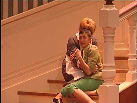 TAULES TEATRE - 8 MUJERES - ESCENA 8ª