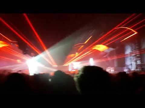 Eats everything closing resitance privilege ibiza 2017