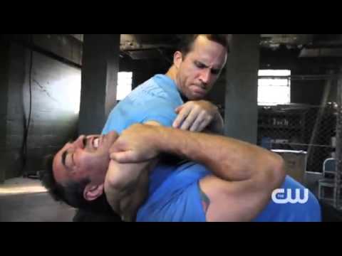 Arrow 0x00 5 Stunts Prison Riot