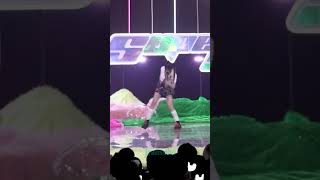 Download lagu Minji doing Slick back Challenge 😭#newjeans #minji mp3