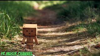Download lagu Amed-kau tinggalkan Luka (Lirik video) mp3