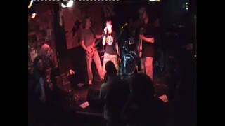 DÉTENTE In God We Trust Little Devil 2010