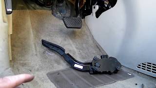 Saturn Vue Accelerator Pedal  Position Sensor Removal