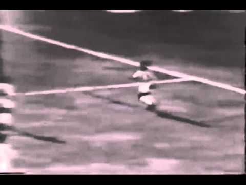 Pelé - Santos 9 x 2 Bahia (1968)