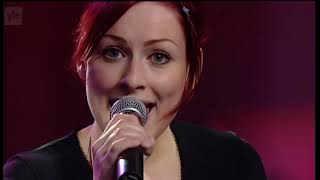 Nylon Beat: lyhyt esittely ja Ummm ma ma (Linnunradan pianobaari, 1998)