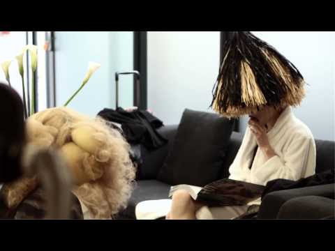 Rankin  talks about Leica S