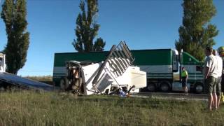 preview picture of video 'Bathurst - Raglan accident  8 March 2013'