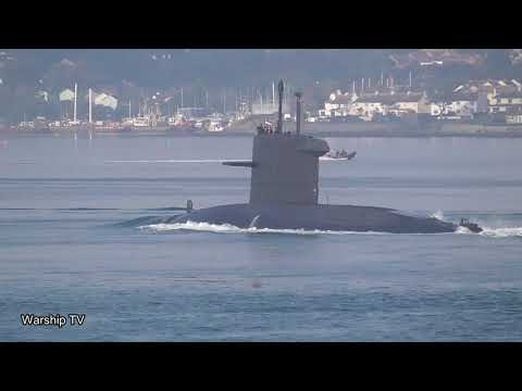 ROYAL NETHERLANDS NAVY SUBMARINE HNLMS DOLFIJN S808 ENTERS DEVONPORT NAVAL BASE - 15th October 2021