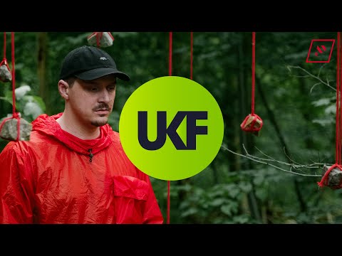 Tom Finster - Bad Thoughts