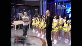 Download lagu HD JKT48 Team KIII 1 2 3 4 Yoroshiku Live In At Hitam Putih Trans 7 27 Juni 2013 mp3