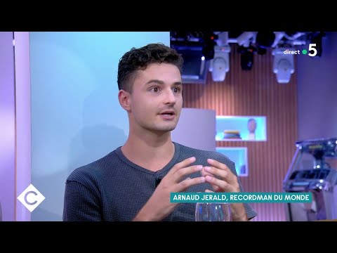 Arnaud Jerald, nouveau record du monde d’apnée - C à Vous - 18/09/2020