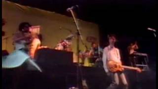 Talking Heads Live Wembley 1982 (12-12) Crosseyed And Painless