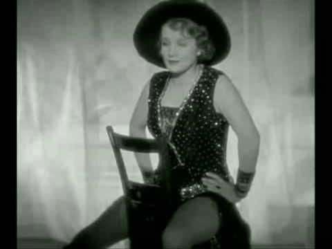 What was life like in Weimar Germany?