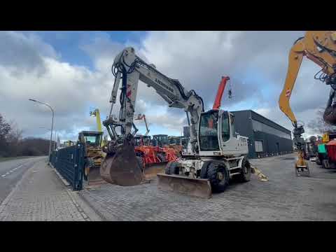 Liebherr A 900 C Litronic
