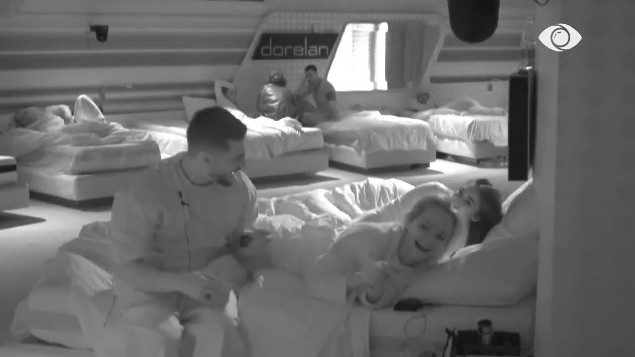 “Kjo është dora e punës…”/ Greta vijon bisedën, Gimbo dhe Selin shpërthejnë në të qeshura