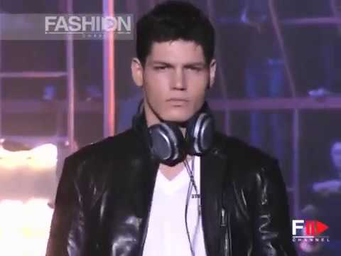 Fashion Show "Dsquared" Autumn Winter 2007 2008 Pret a Porter Men Milan 3 of 3 by Fashion Channel