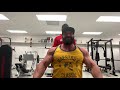 Entraînement d’épaules avec Ahmad Clayton