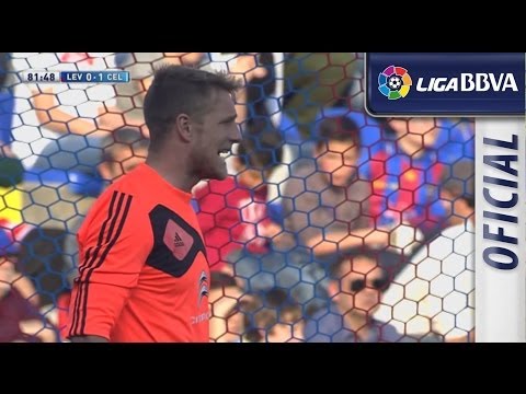 Paradón | Amazing save de Yoel tras el lanzamiento de falta de Ivanschitz