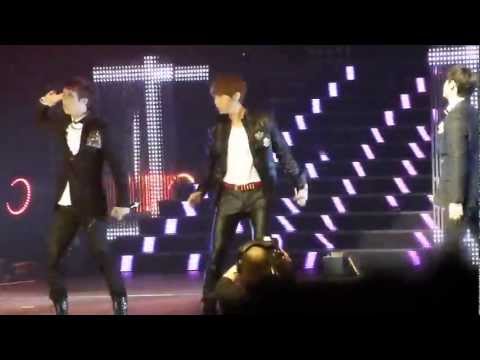[FANCAM] 111126 Intro + B2ST Soom @ KPOP MASTERS, Las Vegas