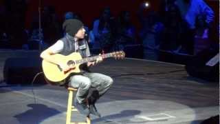 Austin Mahone: "Let Me Love You" Acoustic- San Antonio Rodeo 2013