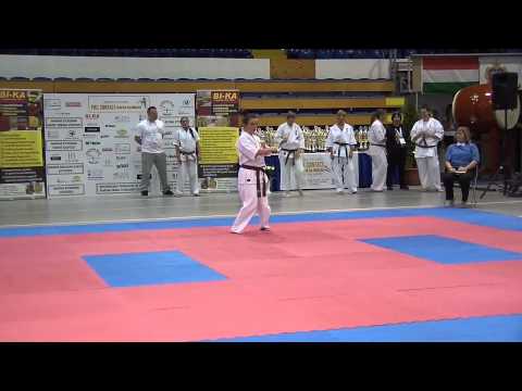 Magyari Sára - Kata - Full Contact Magyar Bajnokság 2014